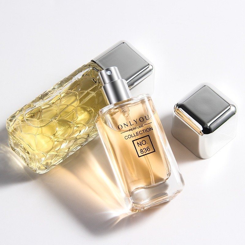 New Men's 30mlQ Perfume Party Men's Woody Long Lasting Light Fragrance Gents Men's Spray Sexy Body Perfume Mist Wood Parfum