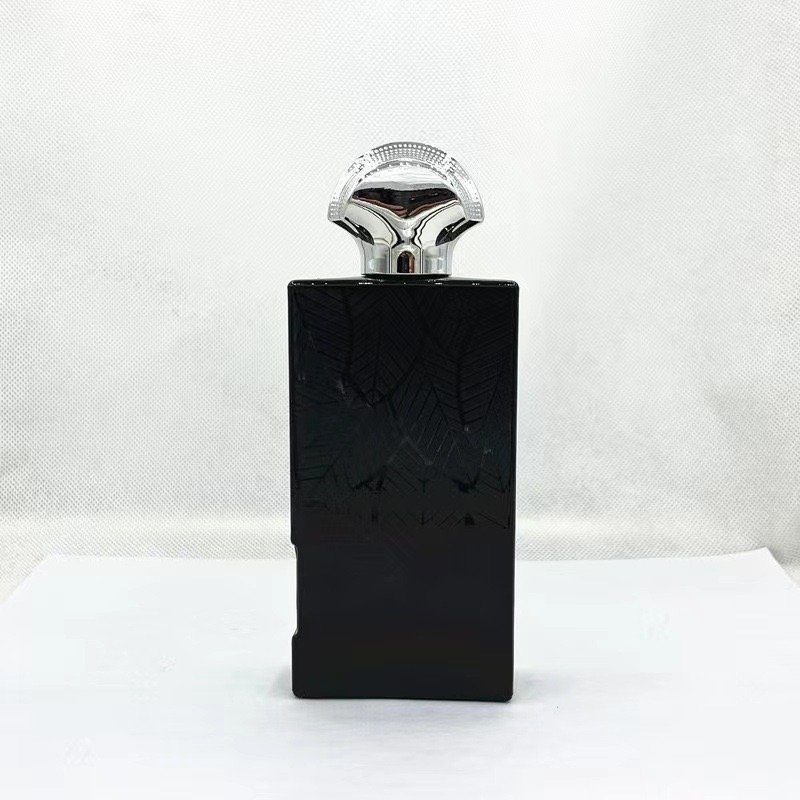 Long-Lasting Strawberry-Scented Men's Perfume for Dubai's Middle Eastern Arab Wholesalers