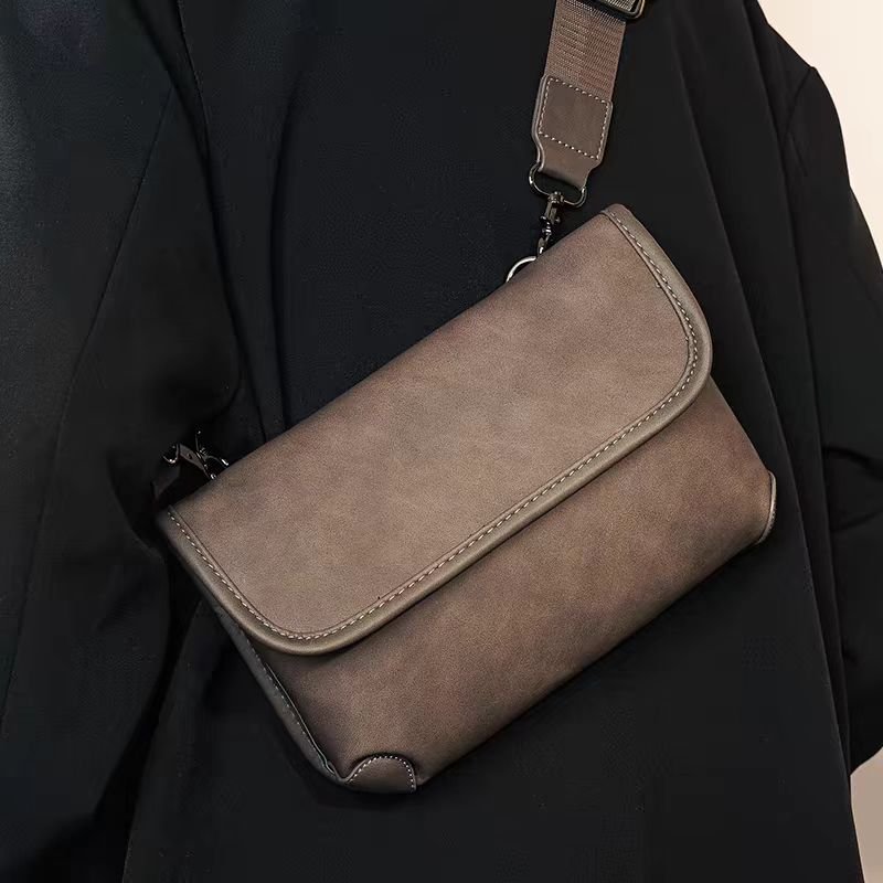 2024 spring/summer new Korean men's bag multi-pocket single shoulder crossbody bag Fashion briefcase small body bag