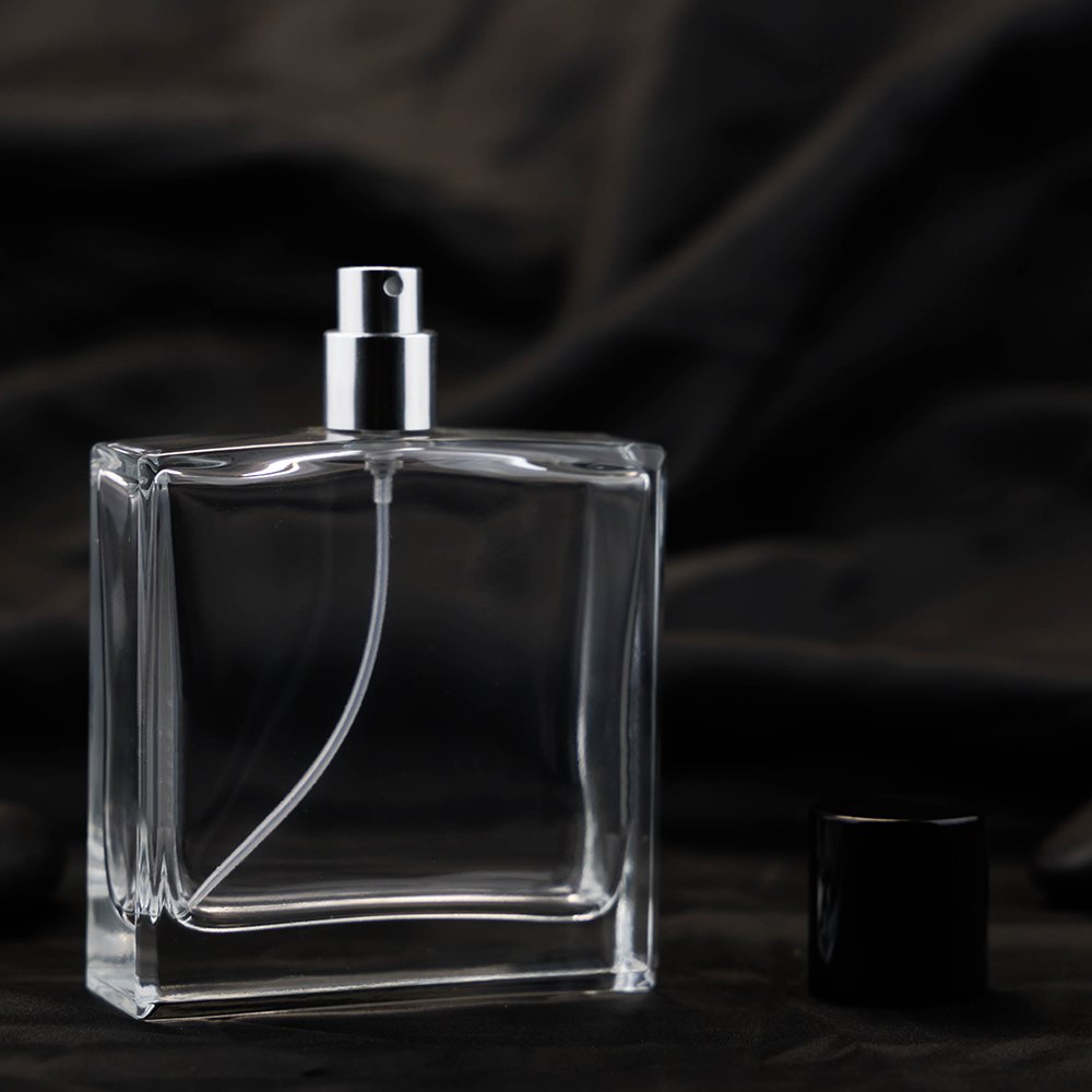 Luxury 30ml/50ml/100ml clear glass perfume bottle Rectangular men's perfume spray bottle