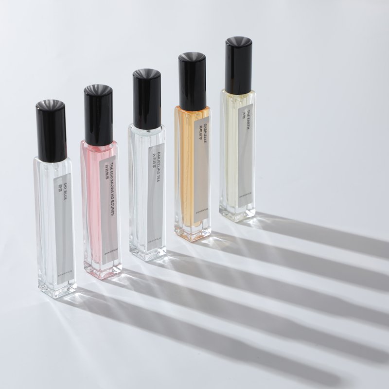 ZUOYE FACTORY 10ML Hot selling Long lasting fragrance Floral Woody perfumes original women men's perfume