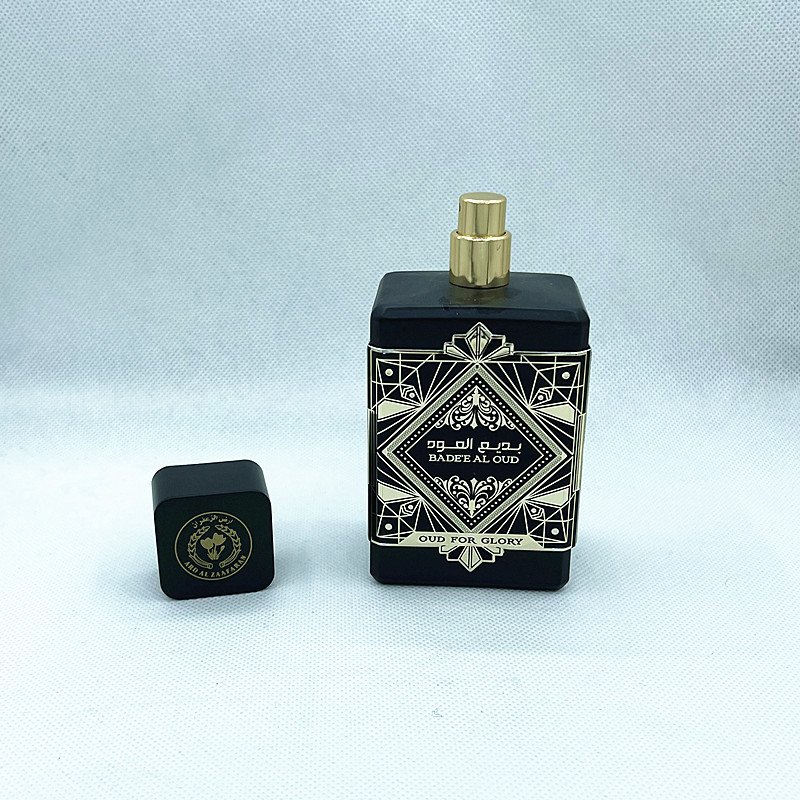 High Quality 100ml Arabic Dubai Perfume for Men Unique Modeling Long-Lasting fragrance and Hot Selling Wholesale