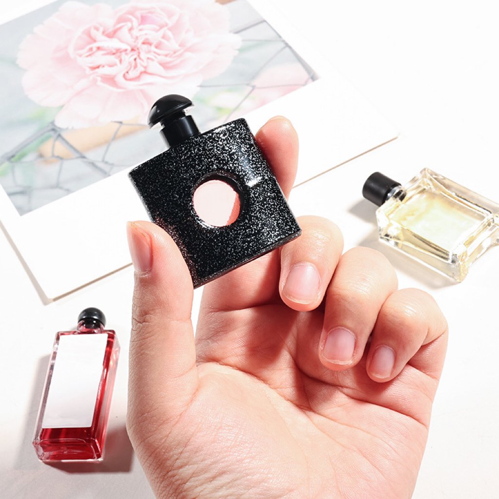 Wholesale OEM inportado original 10ML 30ML 50ML 100ML women's and mens Floral / Fruity / Spicy / Woody Scent perfumes