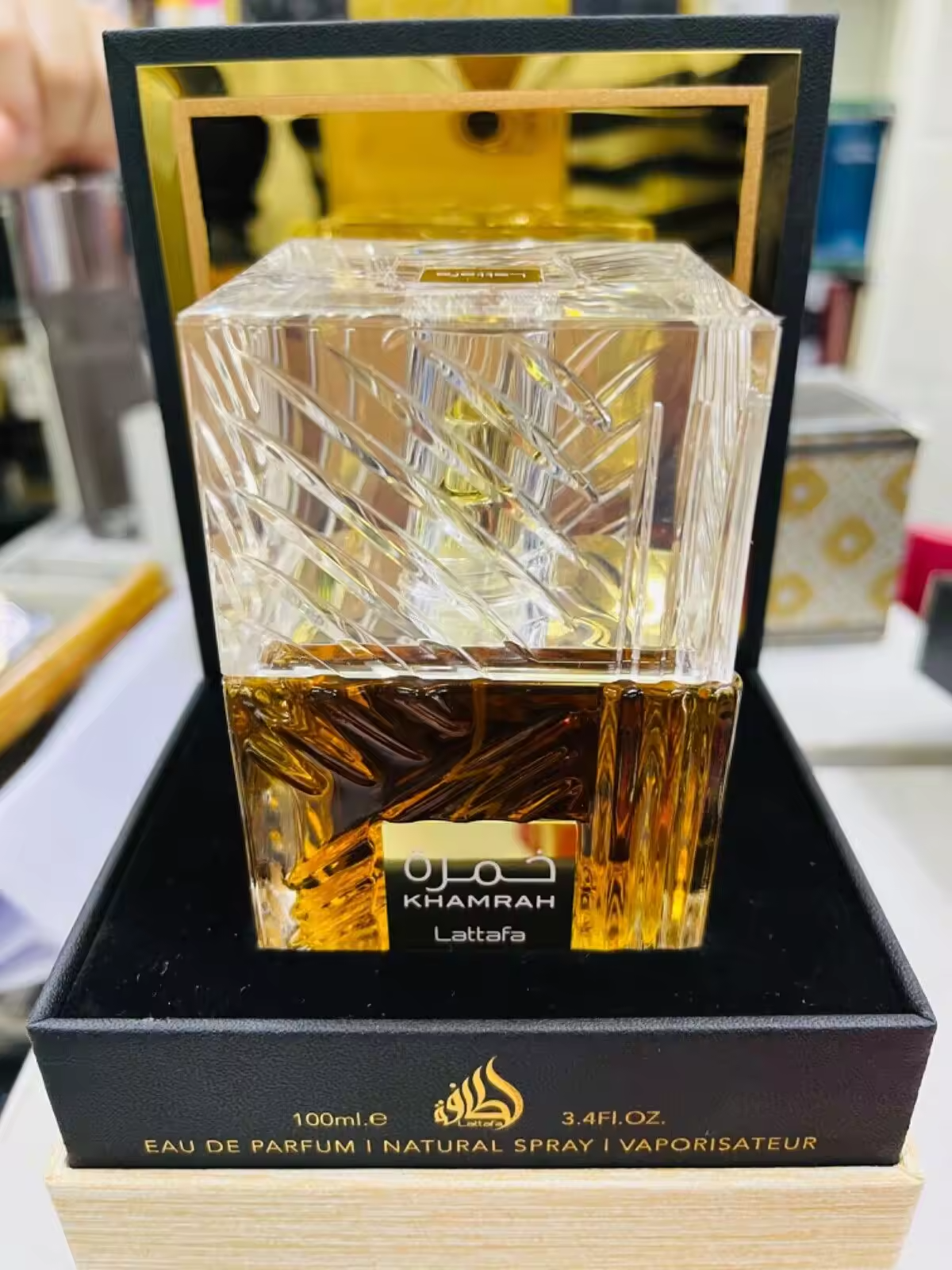 High Quality Eau de Parfum Luxury Arabic Woody Fragrance Unisex Long-Lasting Perfume Water Wholesale in Dubai