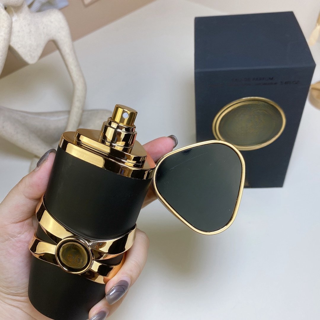 100ml Classic Parfum High Quality Long-lasting Oil Perfume Sweet Fragrance Available Bulk Quantity India