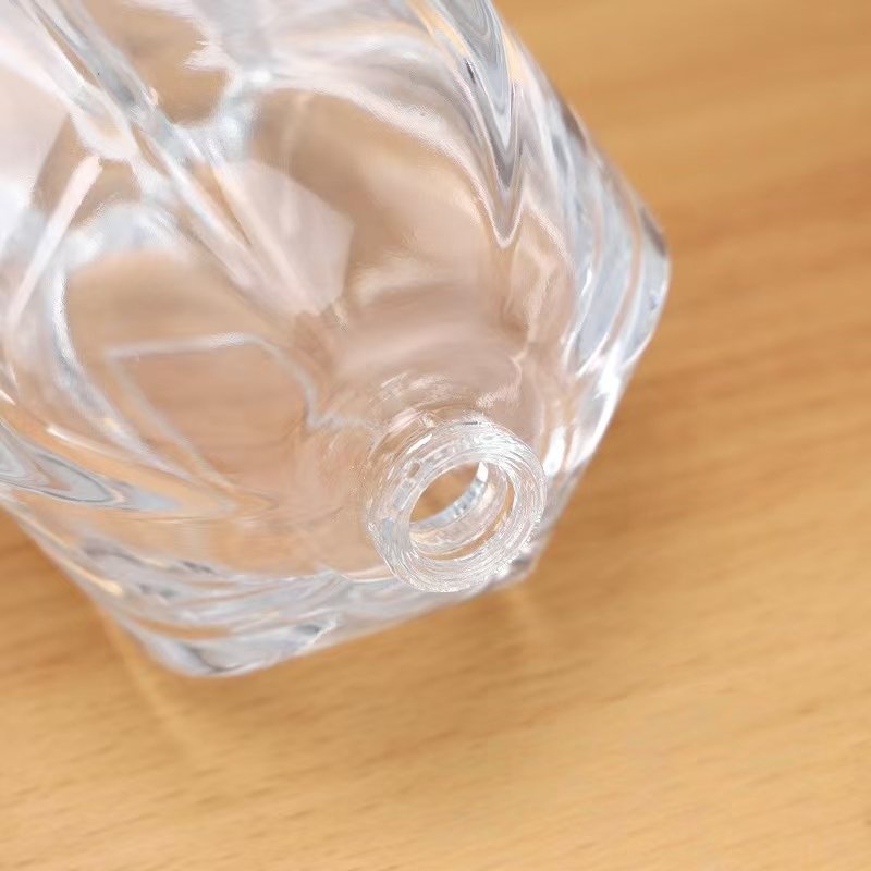 High Quality Men's Portable Glass Perfume Bottle 50ml Luxury Customizable Specifications Manufacturer's Hot Selling Product