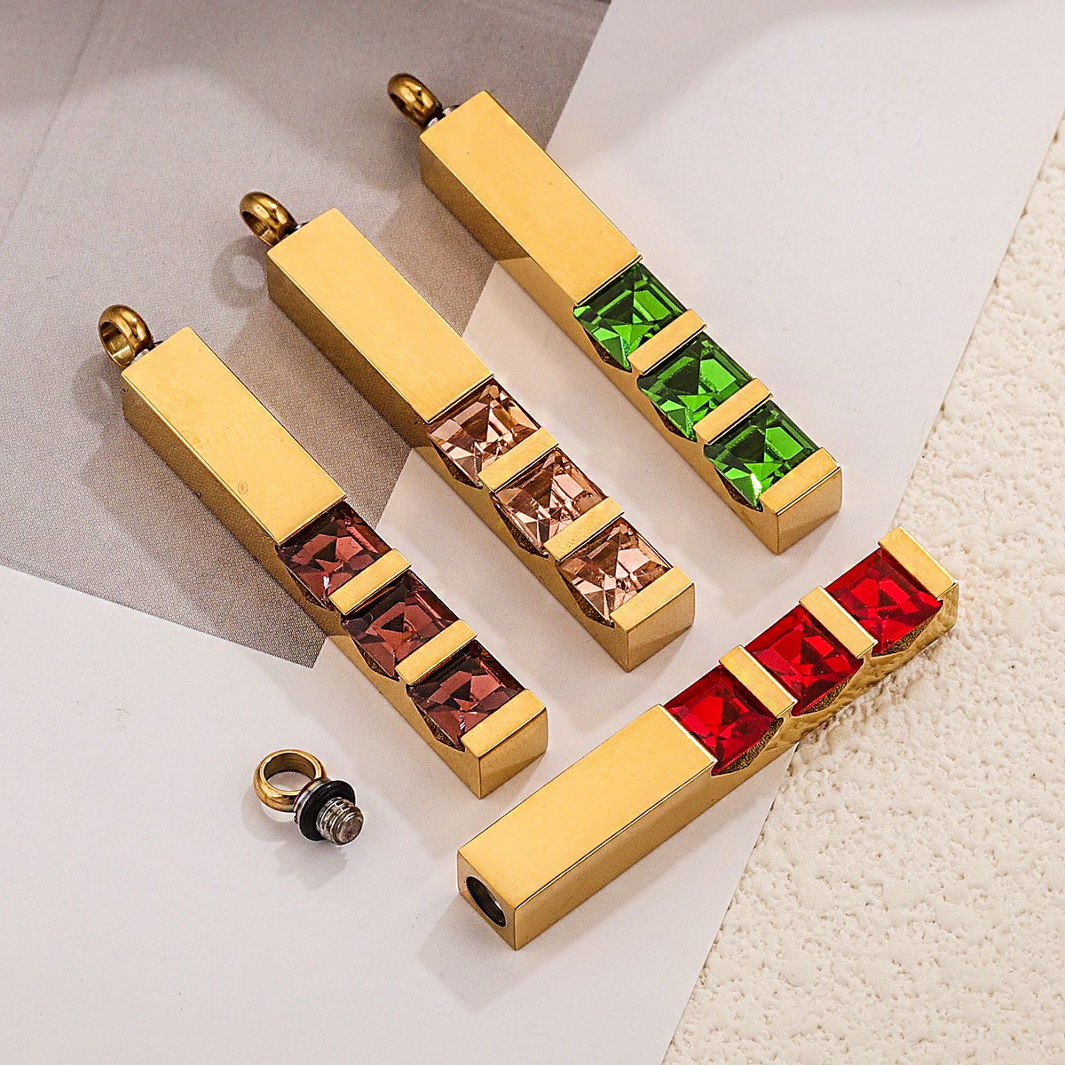 Stainless Steel Luxury Perfume Pendant DIY Red Zircon Pendant Gold Rotating Straight Bar Pendant Necklace