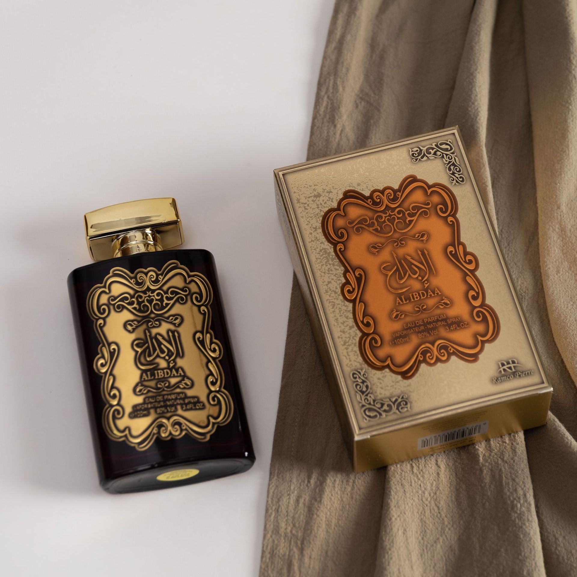 Woody Scent Arabic Dubai Perfume 100ml for Men Custom Fragrance Long-lasting Effect Gold Luxury Perfume