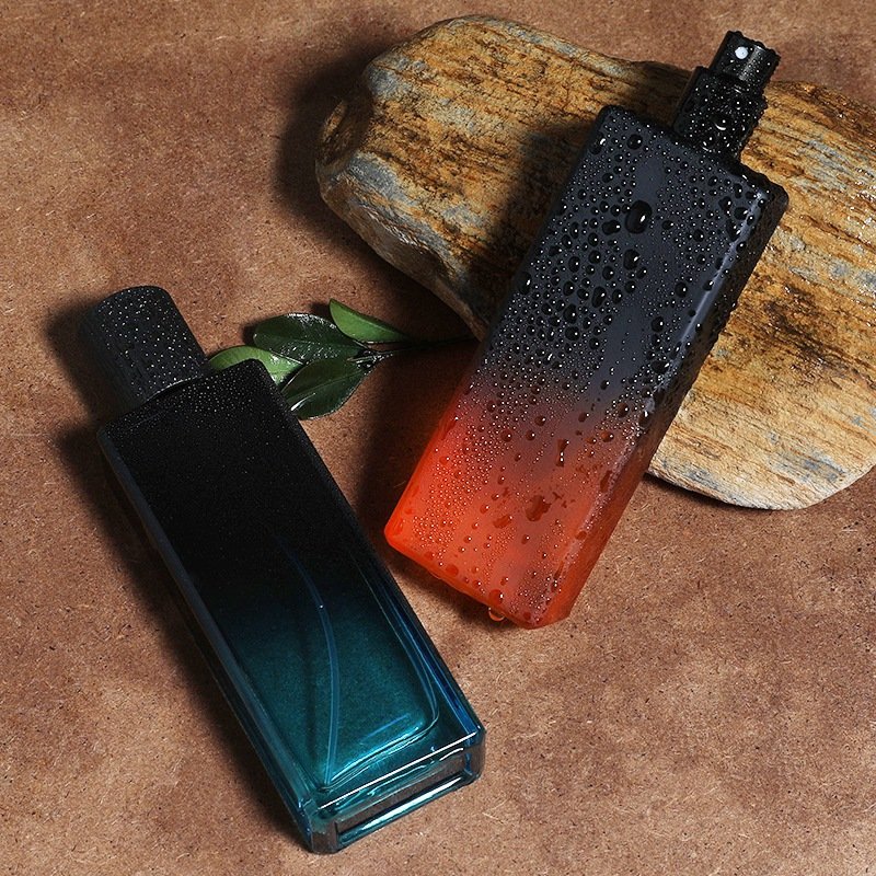 OEM High Quality Men's Perfume Natural Long Lasting Fresh Aquatic Woody Woody Flowers fruits Fragrance Men Perfume Private Label