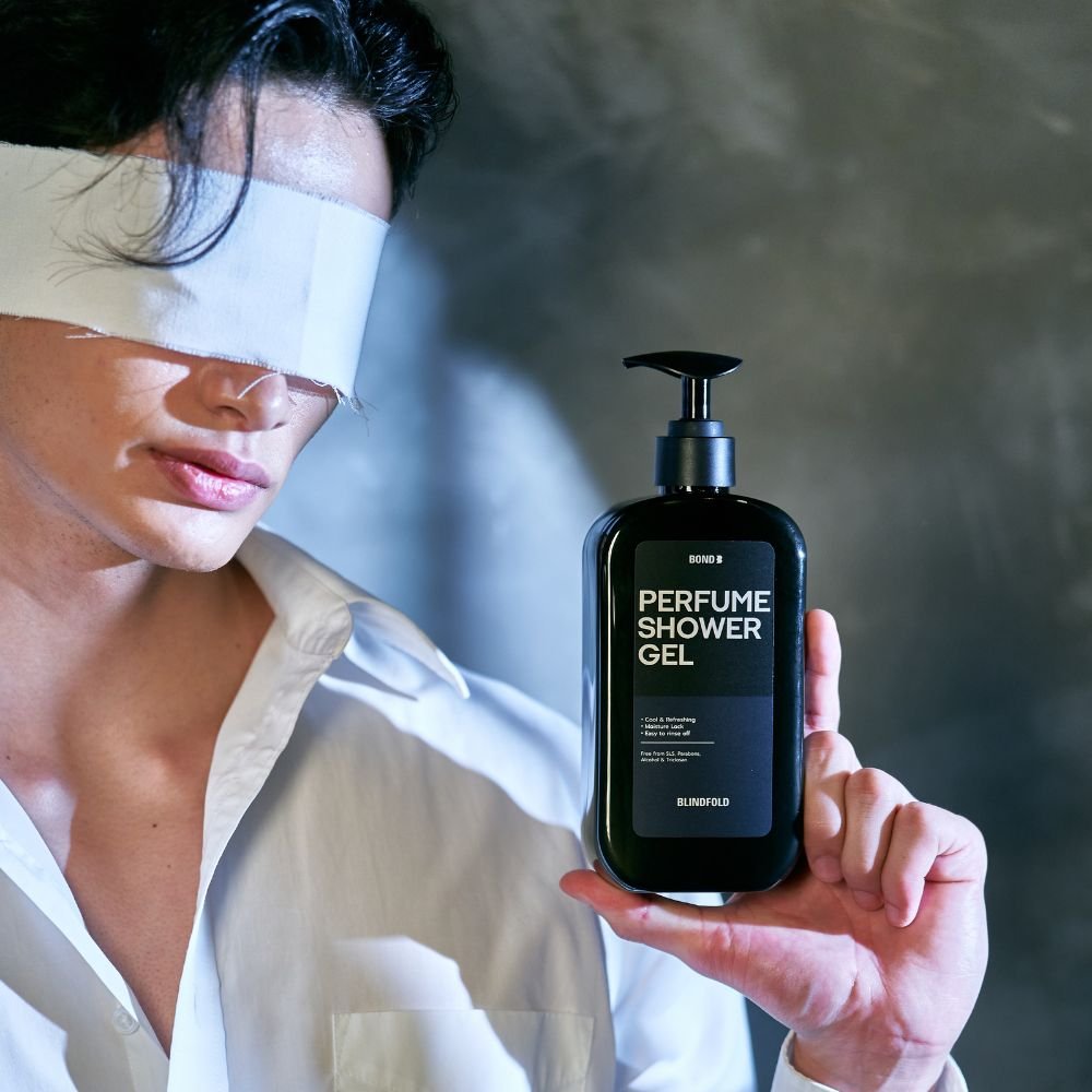 Bond Perfume Shower Gel Blindfold 500 ml Refreshing and Clean Men Body Wash