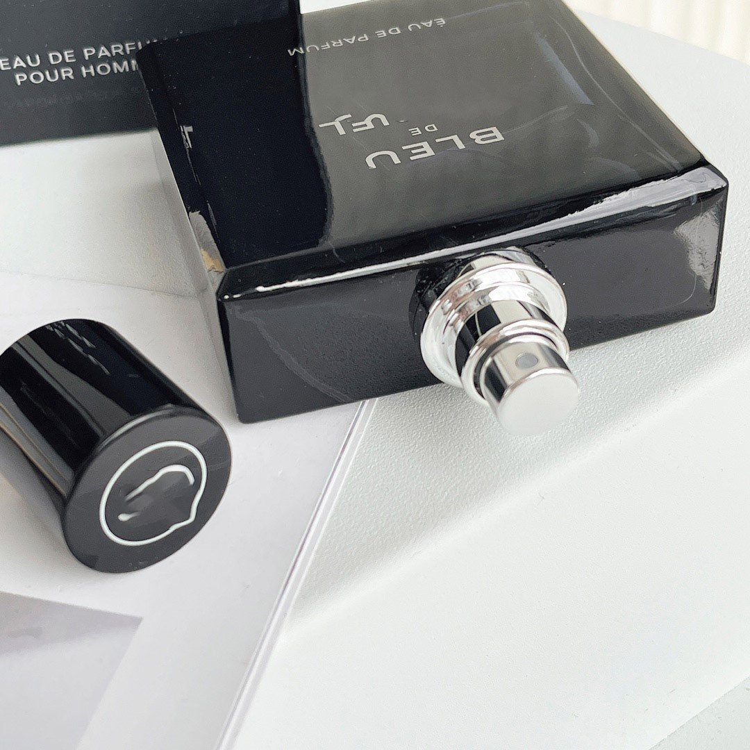 2024 Hot Selling Blue Eau de Toilette Cologne High Quality Brand Name Man Perfume with Long Lasting Aloe