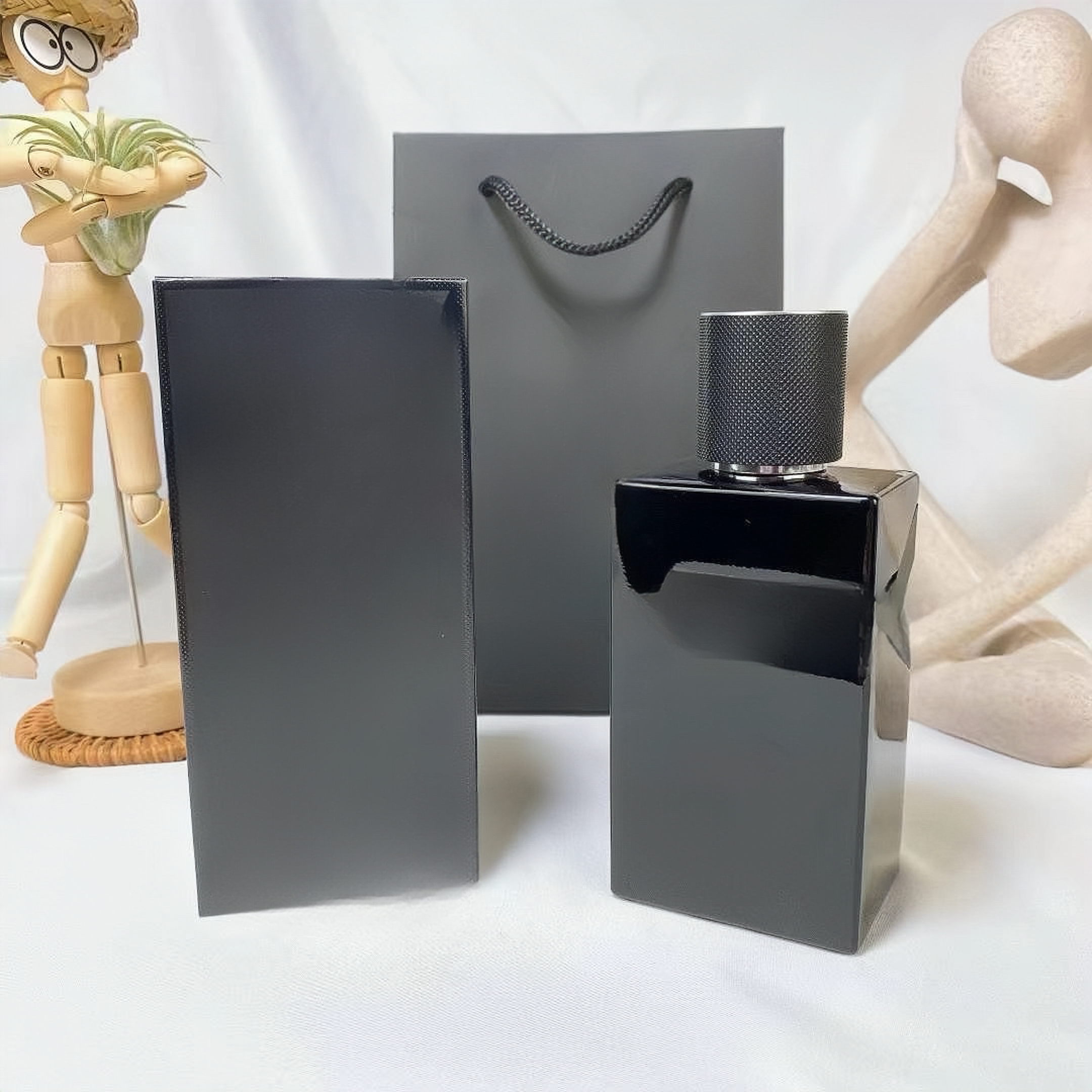 Men's Spicy Fresh Ocean 100ml Eau de Parfum Spray Men's Body Perfume with Attractive Smell Volume