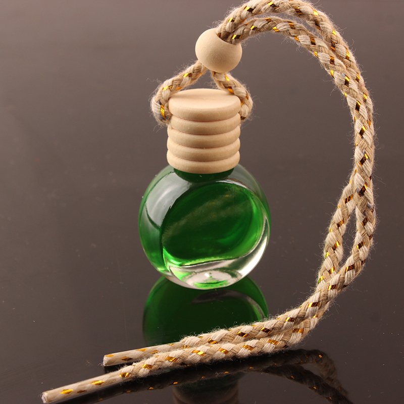 Luxury Men's Car Perfume Pendant Durable Fragrance Essential Oil Flat Perfume Bottle Home Air Freshener Wholesale