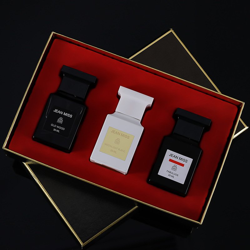 Factory Cheap Men's 30ml cologne Type Packaging Long Lasting Mini Perfume men's spay Gift Box Set