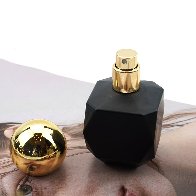 Luxury Black Men's Perfume Bottle 30ml Empty Unique Matte Black parfum Bottle with gold ball cap