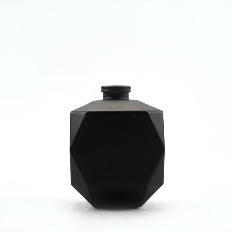 Luxury Black Men's Perfume Bottle 30ml Empty Unique Matte Black parfum Bottle with gold ball cap