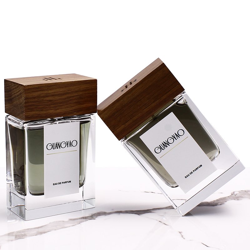 High quality luxurious transparent polished 100ml square glass perfume spray bottle men's perfume bottle custom wood cap