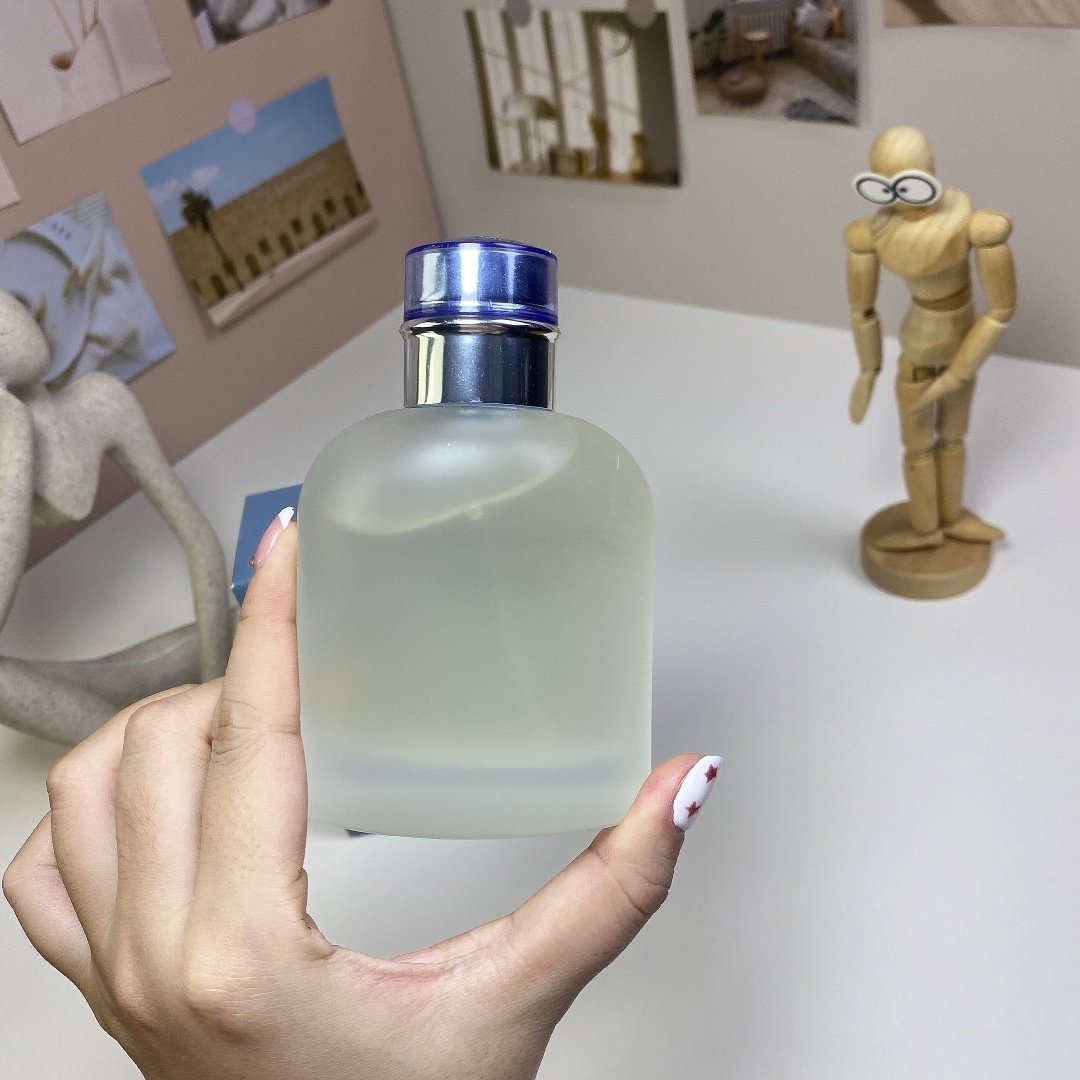 Super High Quality Men's Perfume 125ml Men's Long Lasting Perfume Body Spray Wooden Perfume