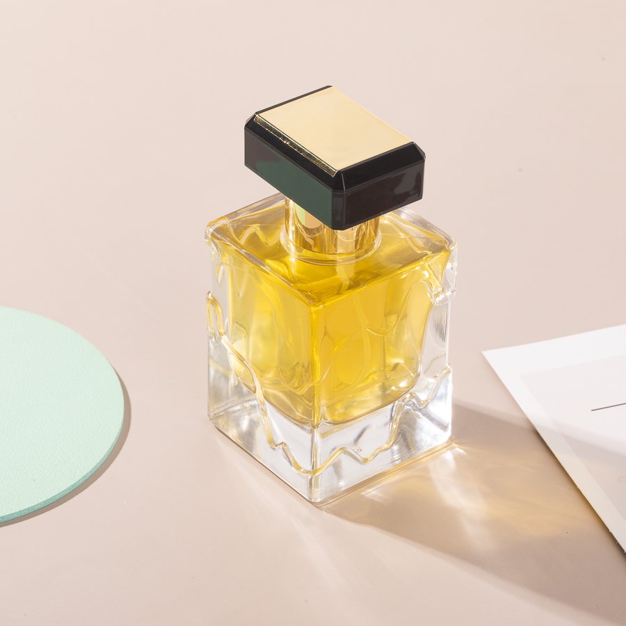 Factory mens Custom Crimp perfume Glass Bottle Luxury Pump Sprayer Clear Empty Square 30ml 50ml 100ml perfume Bottle