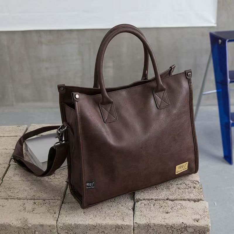 Handbag male briefcase Casual business single shoulder crossbody bag fashion brand new horizontal leather men's office bag