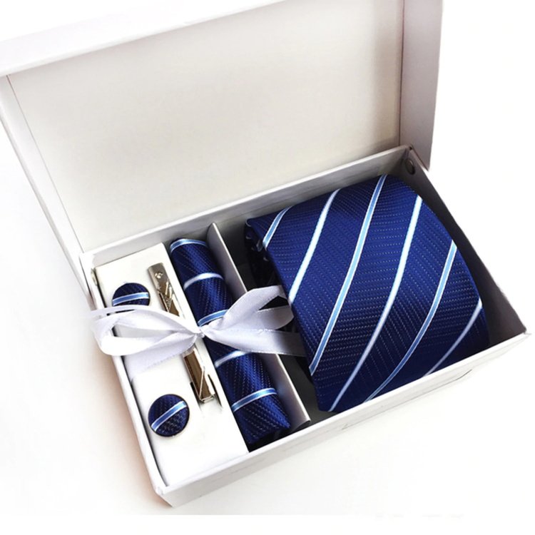 Custom Designs Matte Black White Luxury Retail Garment Clothing Package Gift Packaging Paper Boxes With Logo For Clothes T Shirt