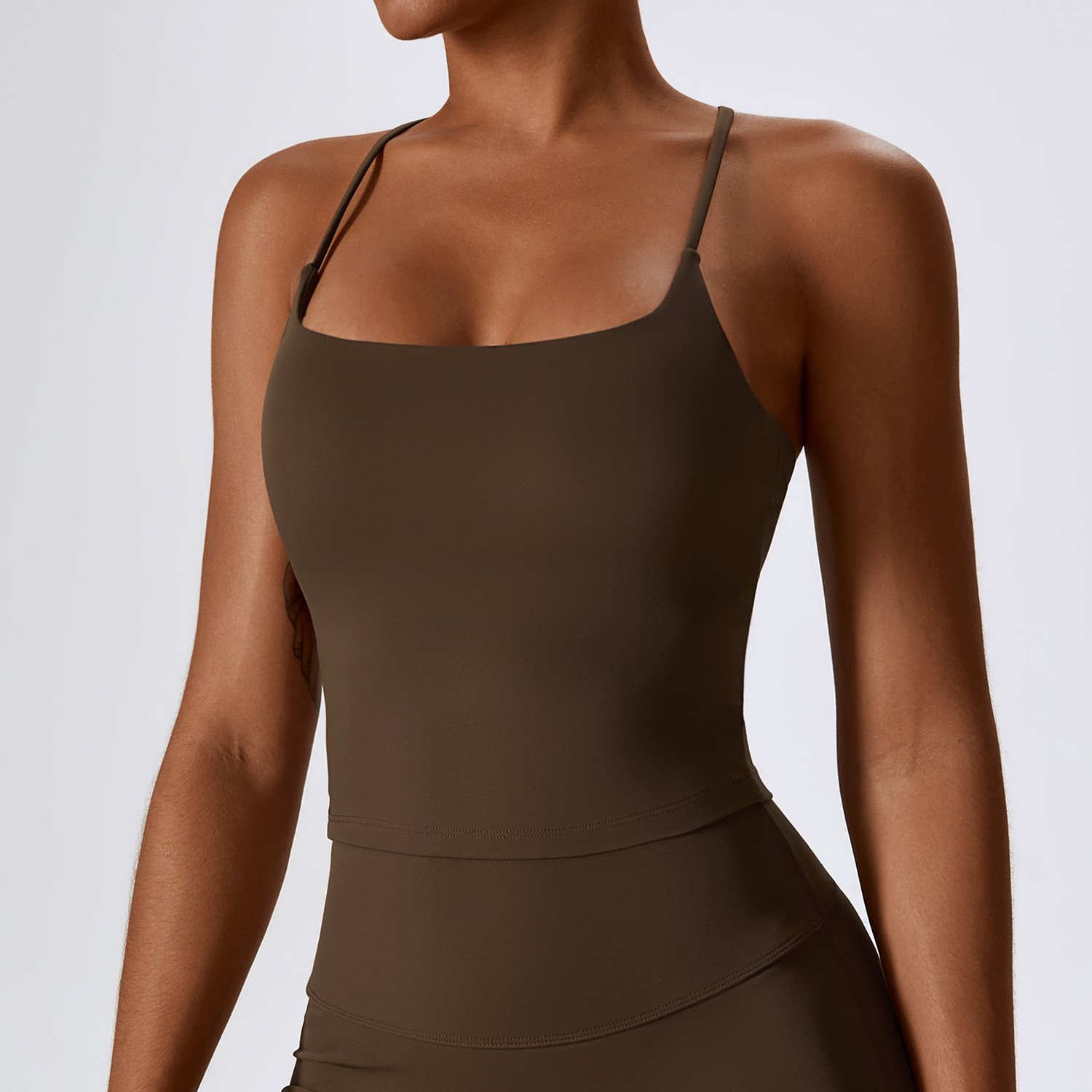 Summer Best Sale Style New Colors Yoga Vest With Breast Pad Sexy Thin Belt Beautiful Back Yoga Top Half Sling Crop Top Vest