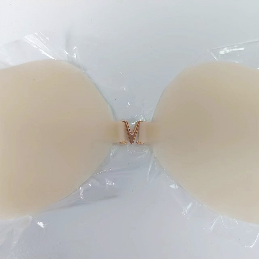 Hot sale Solid state invisible Strapless Mango push up Sticky Petals Breast lift Pasties Nipple cover Adhesive Silicone bra