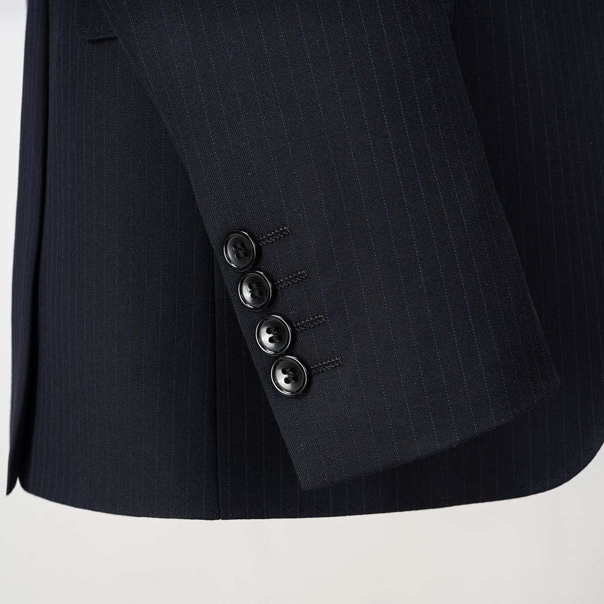 Men's Navy blue Two-Button 3-Piece Narrow Stripe Single Breasted Business Style with V-Neck Collar Closure Bridegroom Suit 9103