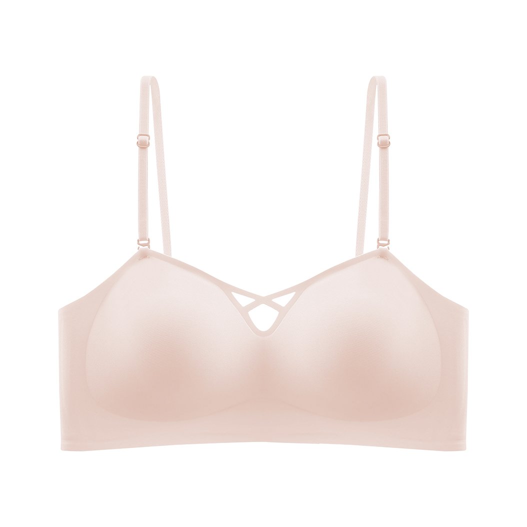Chinese factory produces strapless and strap bras with slip resistant strips that comfortably fit women's breasted bra
