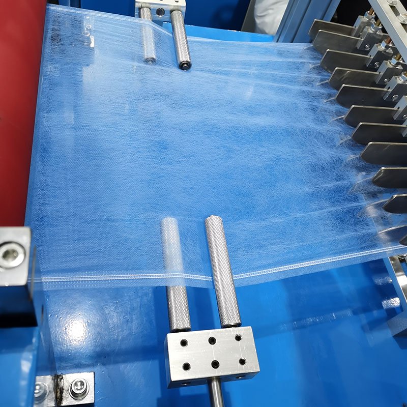 GOSUNM Nonwoven Headgear Head Cover Making Machine Doctor Nonwoven Cap Making Disposable Bouffant Cap Making Machine