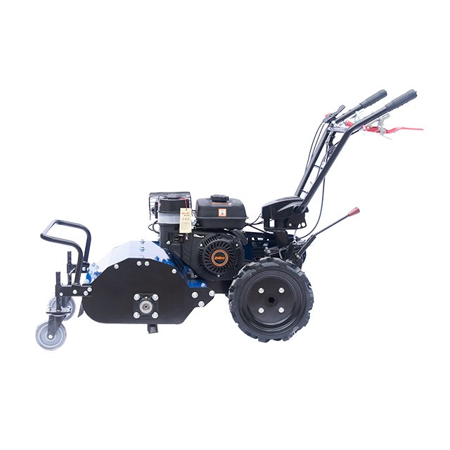 lawn mowergasoline grass crusher is equipped with manganese steel blade self-propelled grass crushing and returning