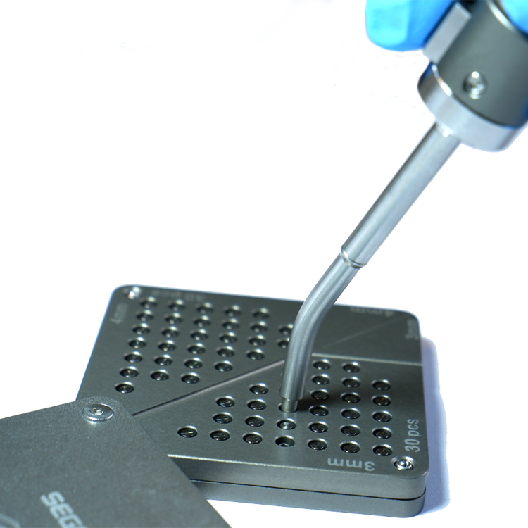 high quality 3mm and 4mm each Dentist Dental Membrane Nail Equipment Positioning screws 30 pieces