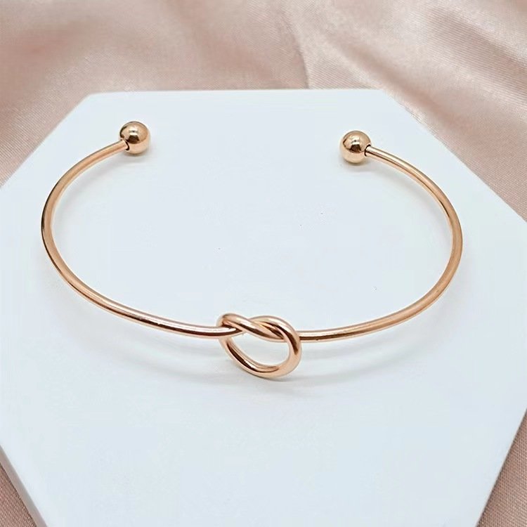 Exclusive for cross-border stainless steel knotted bracelet Manual polishing vacuum electroplating