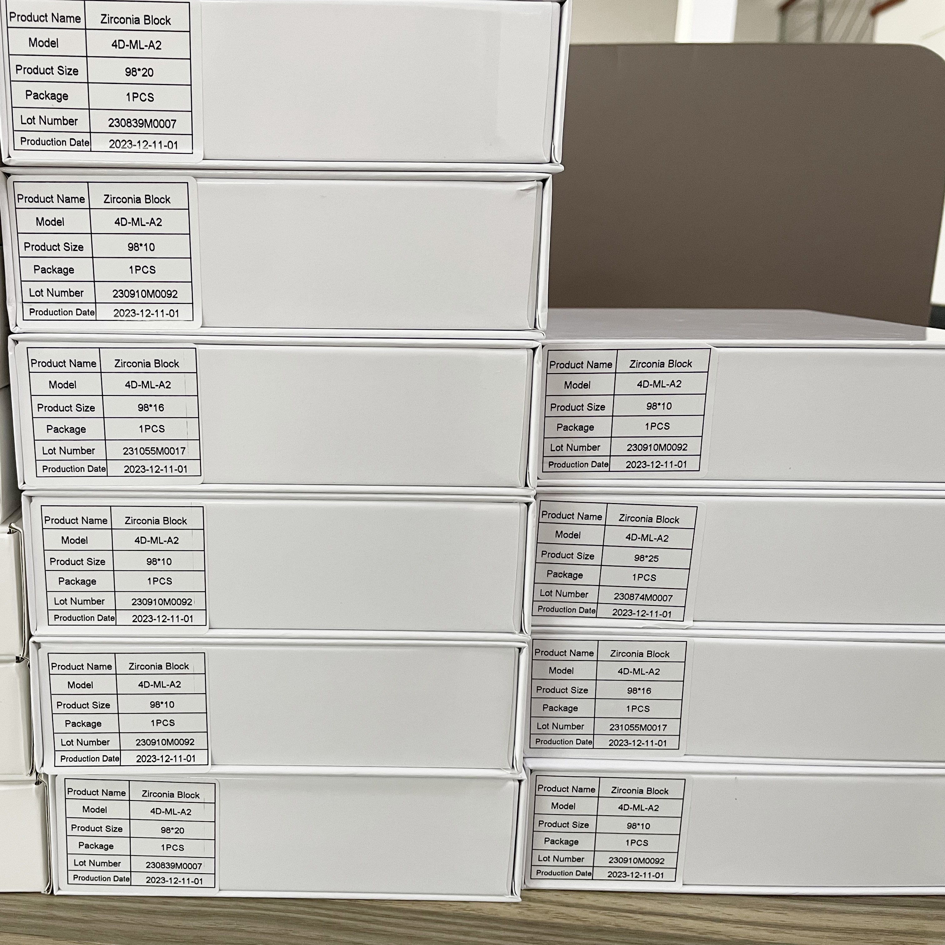 Factory Supply 4D-Pro-ML Multilayer 10mm Transparency Dental Zirconia Blocks Dental Lab Use