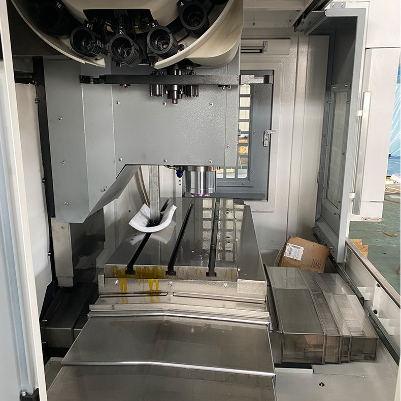 CE Certificate Table Milling Machines For Metal Vmc650 Dental Milling Machine For Sale