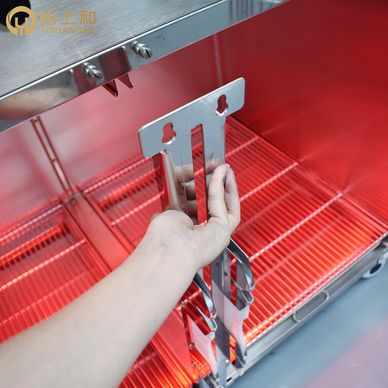 2023 factory direct sales of new luxury physiotherapy pet cage constant temperature oxygen therapy other veterinary instrument