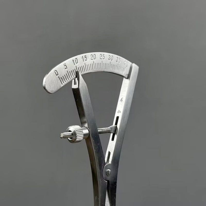 Popular low price high quality range from 0mm-40mm dental calipers Surgical calipers Dental 10cm dental implant gauges