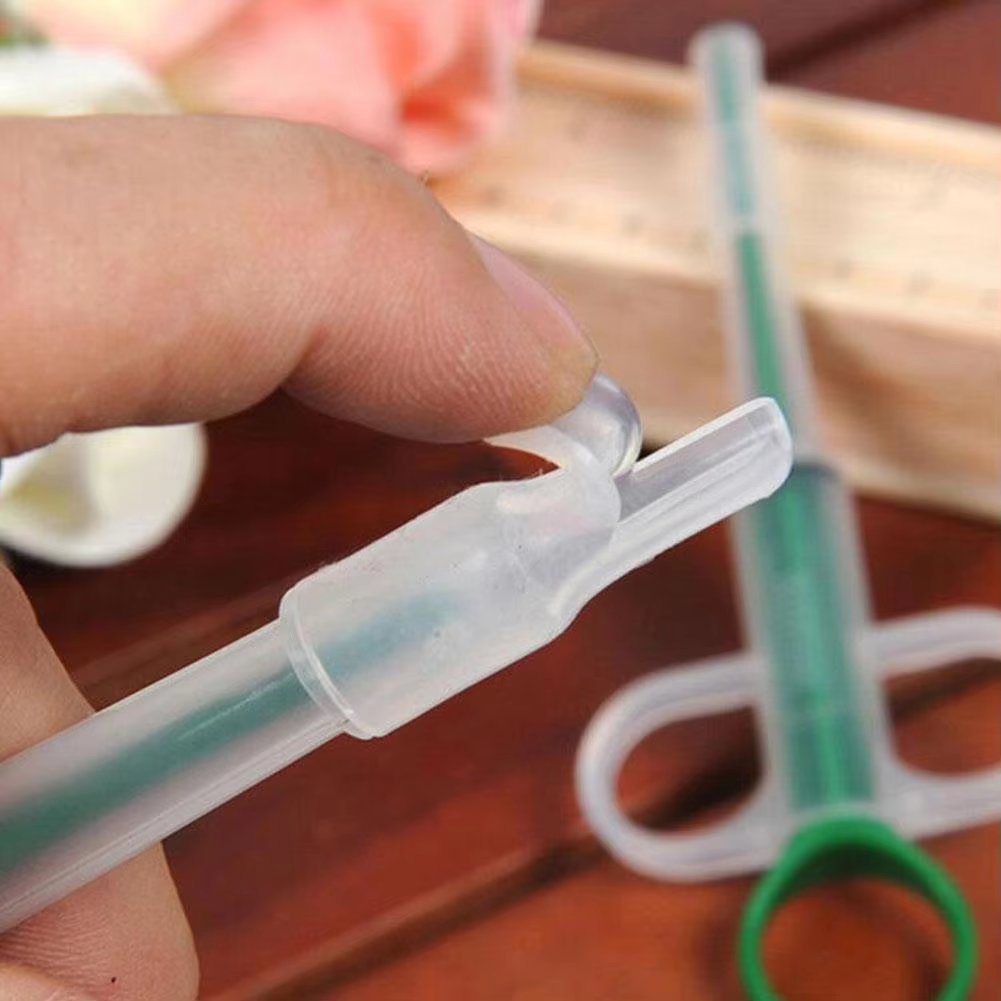 Veterinary Reusable Silicone Pet Feeding Kit Syringe Type Medicine Feeder with Cat Dog
