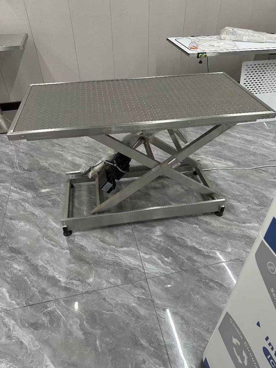 Veterinary Stainless Steel 304 Electric Lifting Pet Dog Grooming Table Height Adjustable Folding Grooming Table
