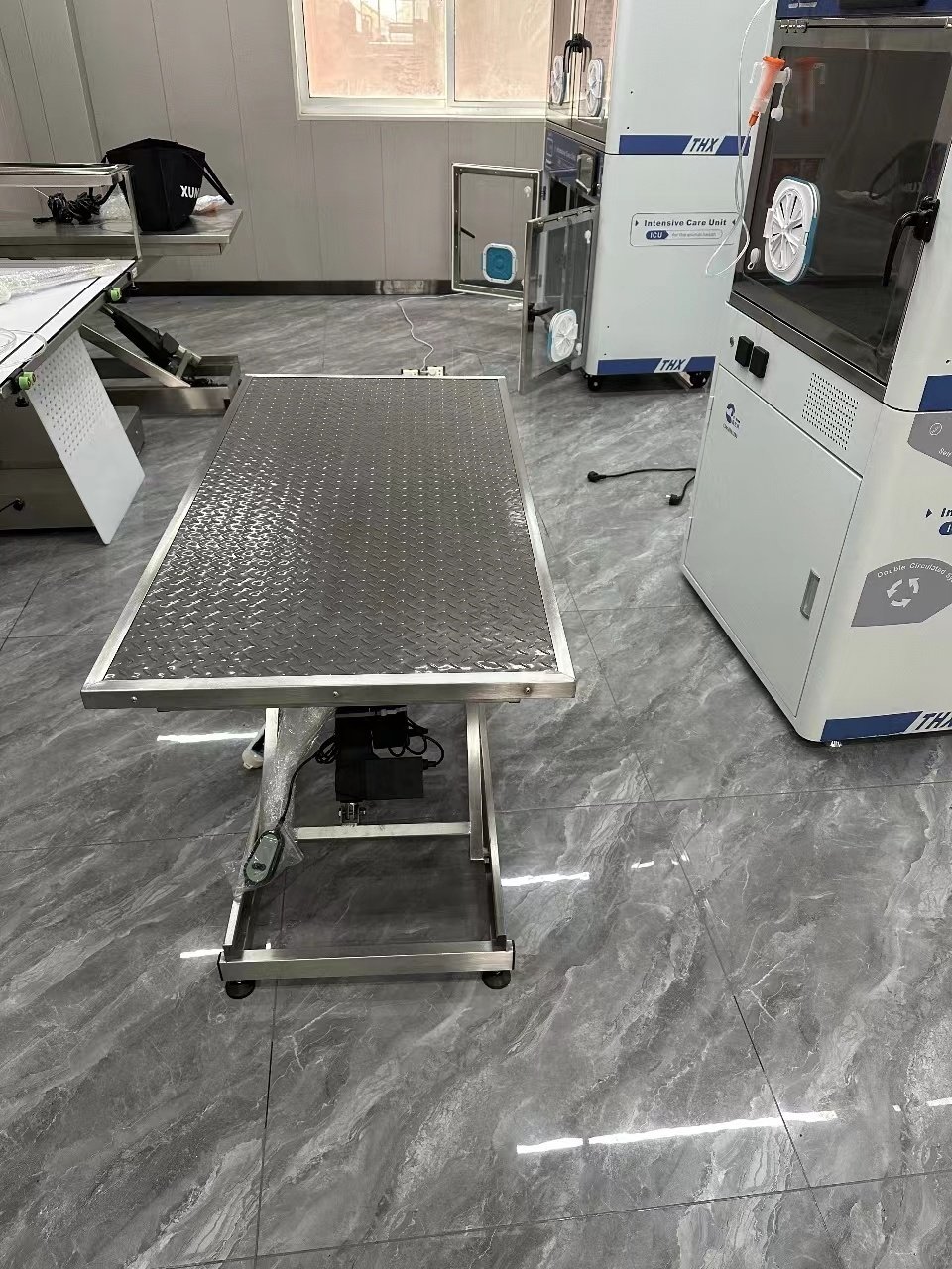 Veterinary Stainless Steel 304 Electric Lifting Pet Dog Grooming Table Height Adjustable Folding Grooming Table