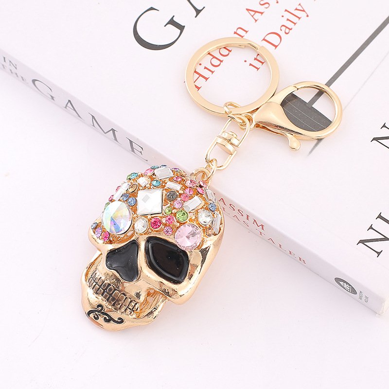 Skull Key Keychains 3D Creative Novelty Blings Crystal Skull Animal Keyrings for Women Girl Charm Purse Handbag Gift