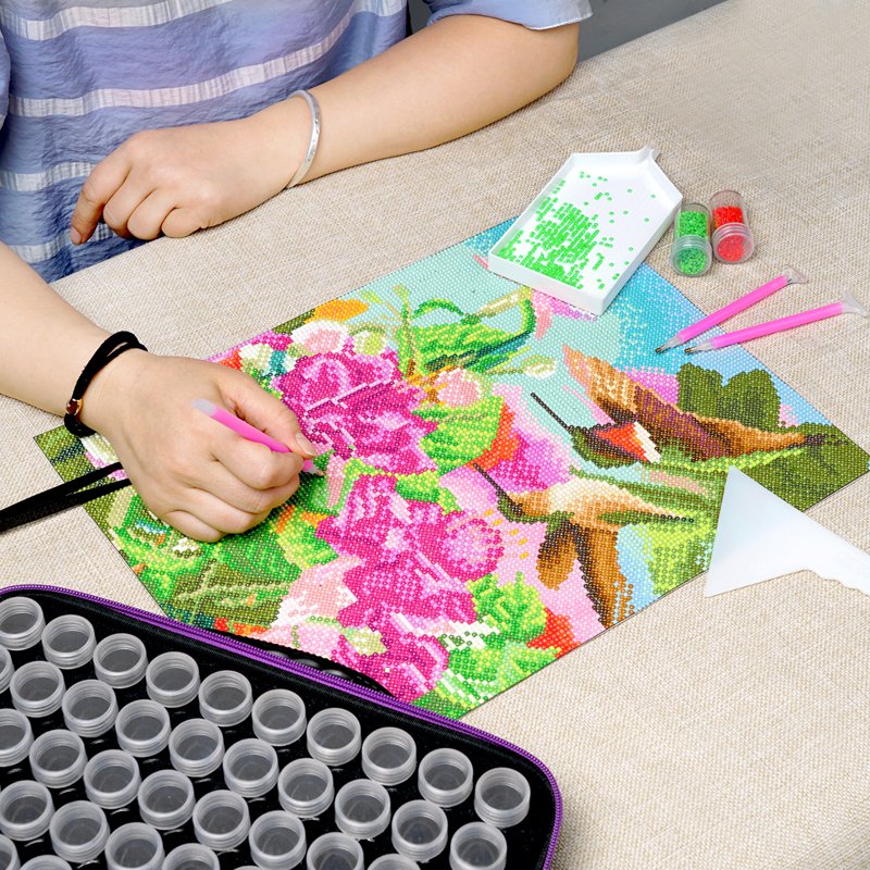 High Quality 5d Diamond Painting Storage Box 60 Round Bottles for Diamond Drills Storage Carry Case with Tools Accessories