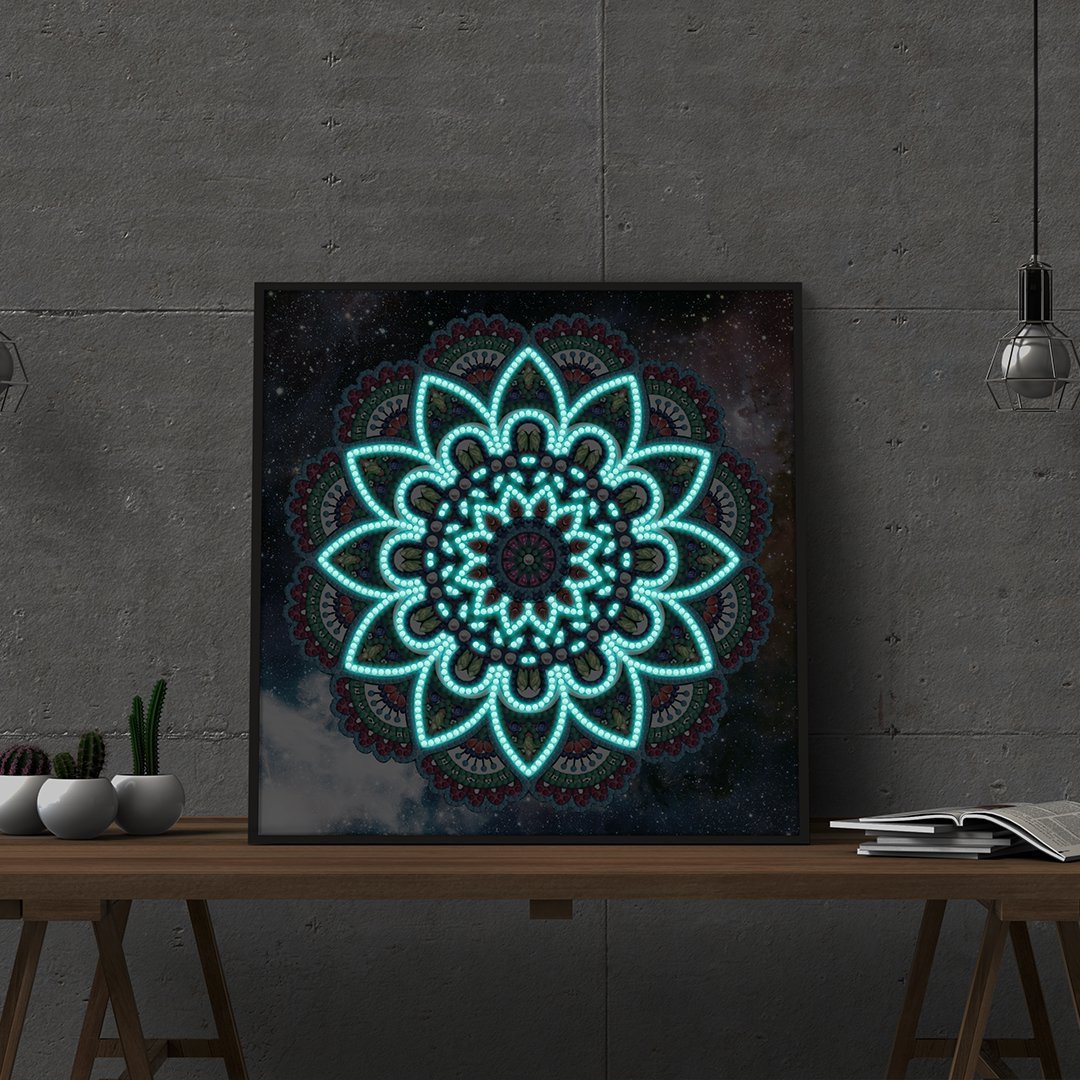 Luminous 5D DIY Diamond Painting Special Shape Partial Drill Glow Diamond Painting Cross Stitch Wall Home Decor