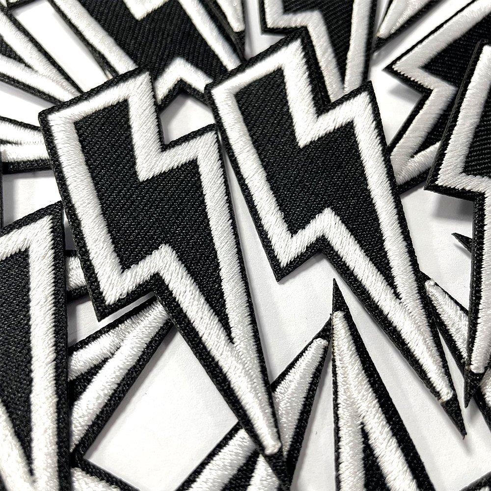 custom flash lightning bolt design iron patches embroidery for clothing