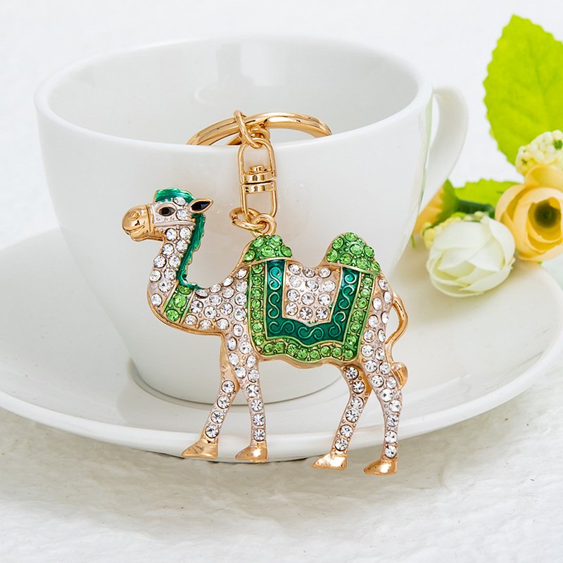 Rhinestone Crystal Camel KeyChain figurines Bag Charm Deco Ornament Enamel Camel Statues Diamond Animal Metal Key Chain Jewelry