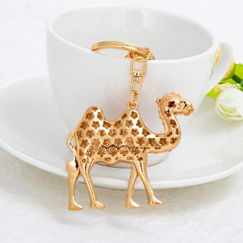 Rhinestone Crystal Camel KeyChain figurines Bag Charm Deco Ornament Enamel Camel Statues Diamond Animal Metal Key Chain Jewelry