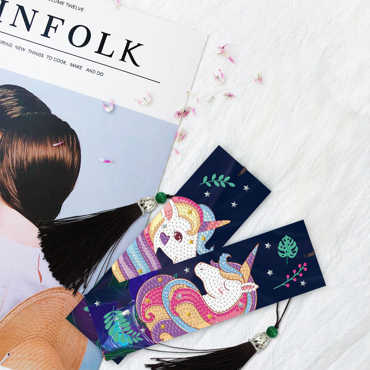2PCS Personalized Custom Diamond Painting Bookmark Acrylic Creative Christmas Pattern Pendant Bookmark Wholesale