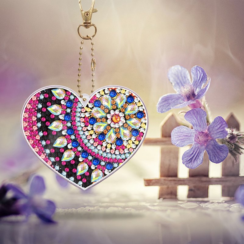 Factory Price Rhinestone Diamond Painting Keychain Heart Jewelry Bag Hanging Accessories Keychain Kit Crystal Pendant