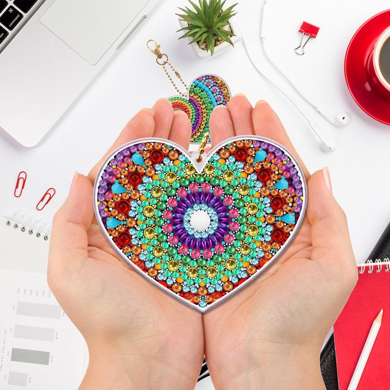 Factory Price Rhinestone Diamond Painting Keychain Heart Jewelry Bag Hanging Accessories Keychain Kit Crystal Pendant