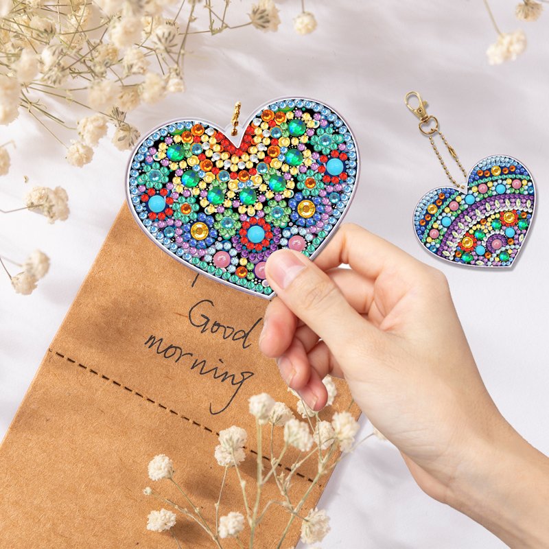 Factory Price Rhinestone Diamond Painting Keychain Heart Jewelry Bag Hanging Accessories Keychain Kit Crystal Pendant